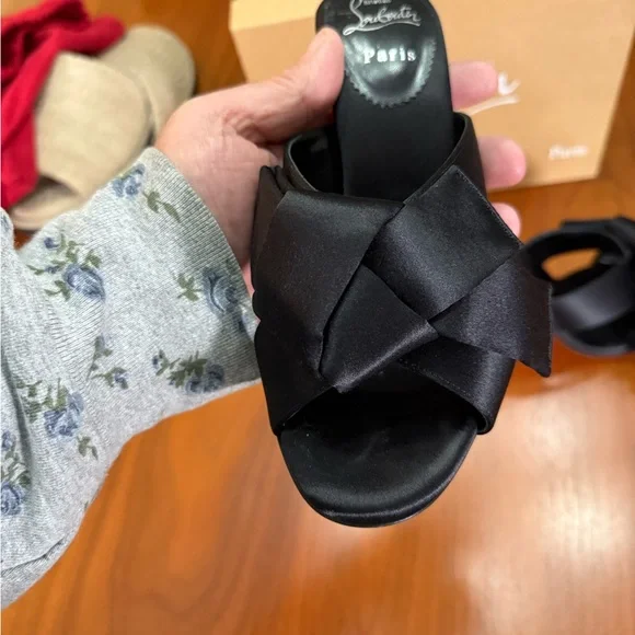 Christian Louboutin Matricia 100 Satin Bow Heels color Black size 38 - Picture 7 of 14
